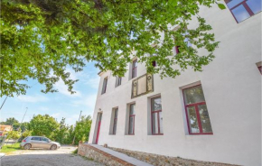 Amazing apartment in Monselice with WiFi and 1 Bedrooms